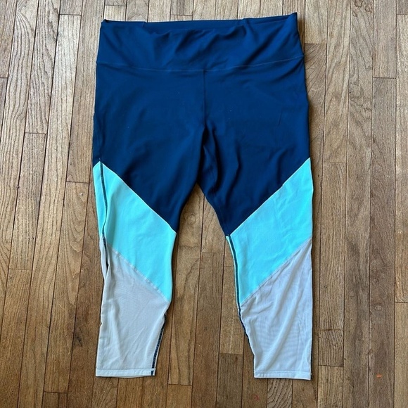 Fabletics 3X zone high-waisted powerhold leggings‎ gray blue - Picture 2 of 12